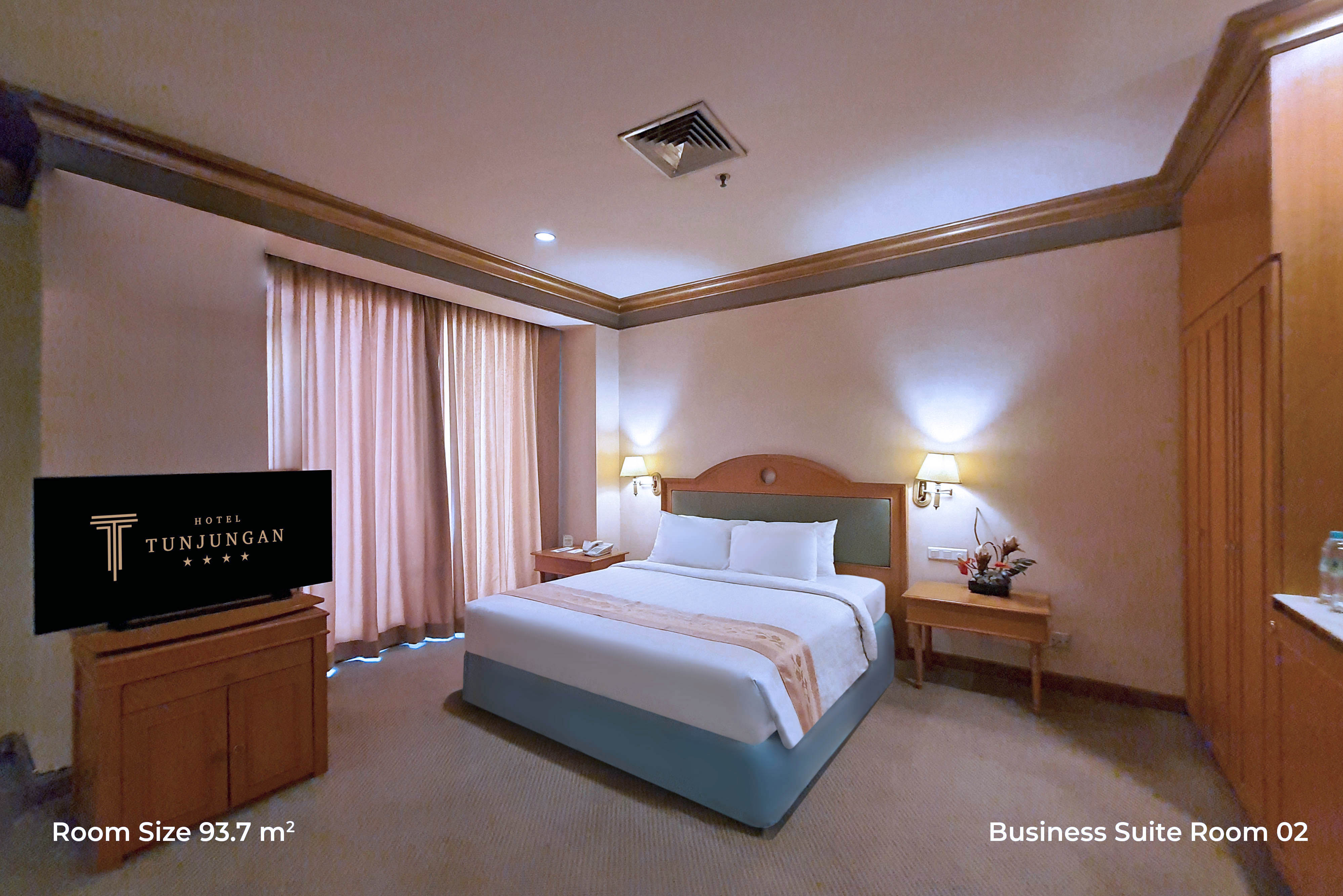 Junior Suite Room by tunjunganhotel.com